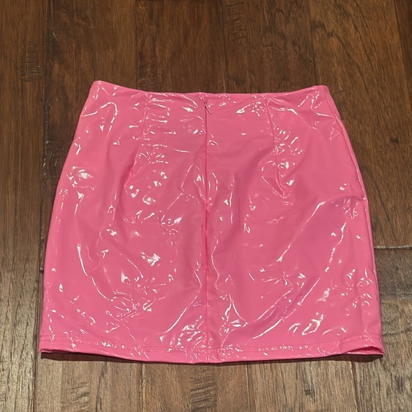 Small / Size 4 Barbie Pink Mini Pencil Skirt for Night Out - Picture 6 of 9